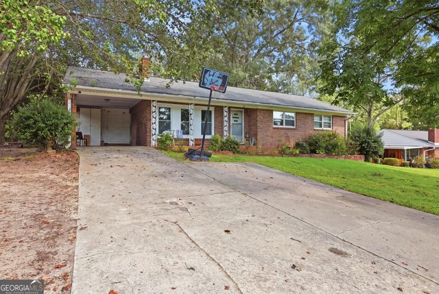 327 Poplar Street, Toccoa, GA 30577