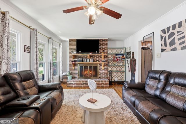 327 Poplar Street, Toccoa, GA 30577