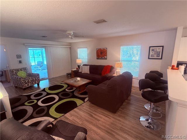 6157 W Cannondale Drive, Crystal River, FL 34429