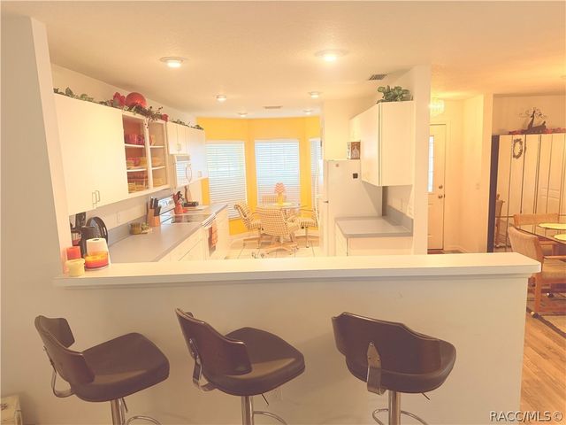 6157 W Cannondale Drive, Crystal River, FL 34429