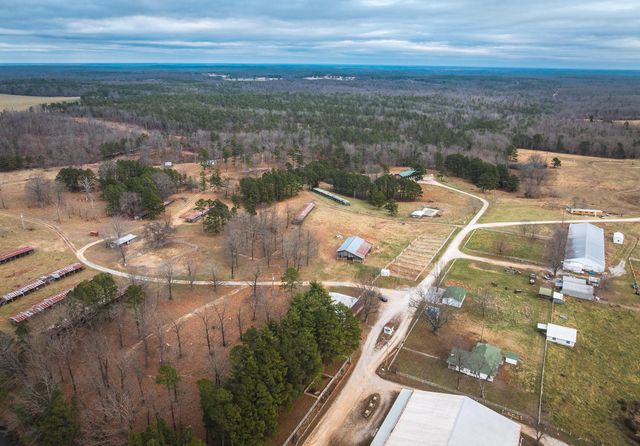 19546 Golden Drive, Raymondville, MO 65555