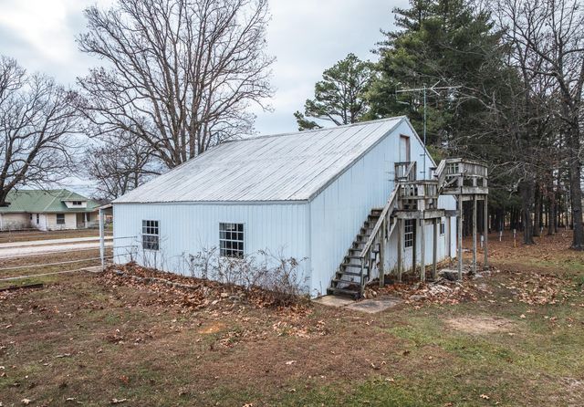 19546 Golden Drive, Raymondville, MO 65555