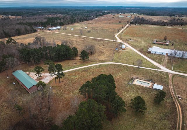 19546 Golden Drive, Raymondville, MO 65555