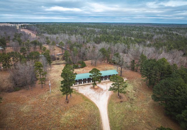 19546 Golden Drive, Raymondville, MO 65555