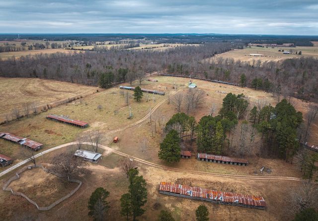 19546 Golden Drive, Raymondville, MO 65555