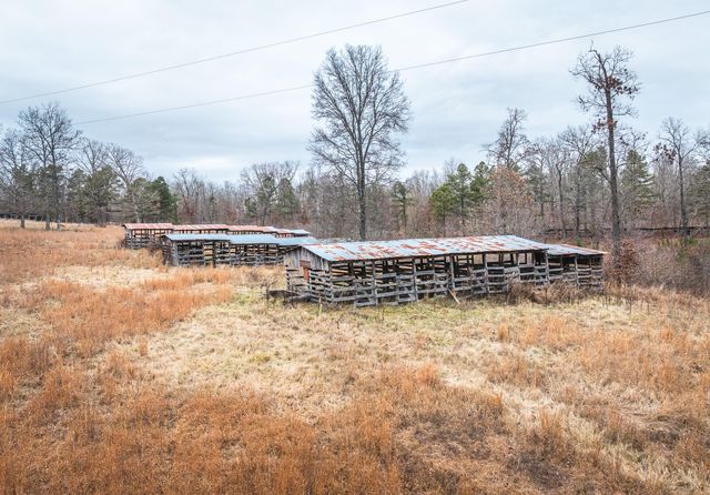 19546 Golden Drive, Raymondville, MO 65555