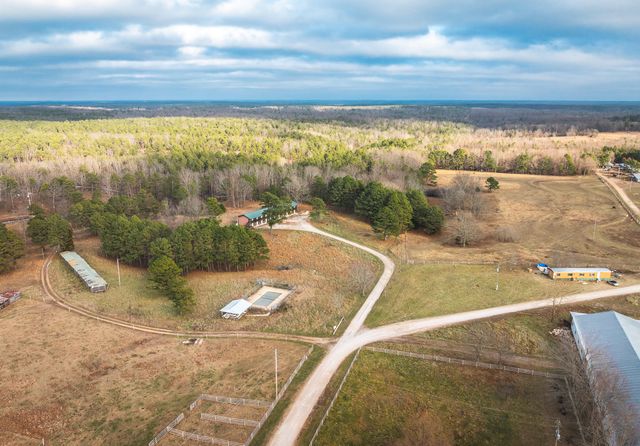 19546 Golden Drive, Raymondville, MO 65555