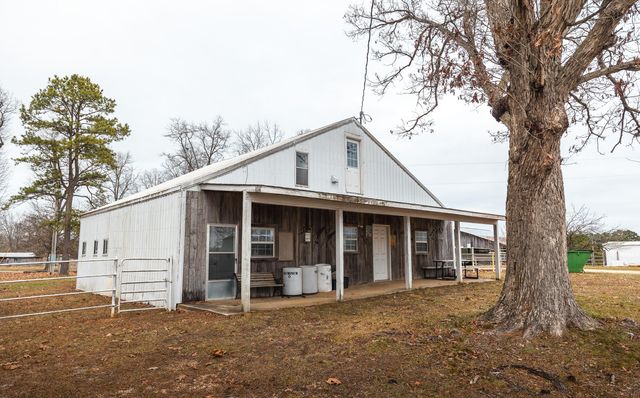 19546 Golden Drive, Raymondville, MO 65555