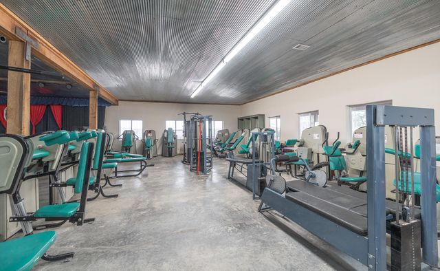 19546 Golden Drive, Raymondville, MO 65555