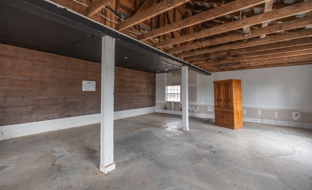 19546 Golden Drive, Raymondville, MO 65555