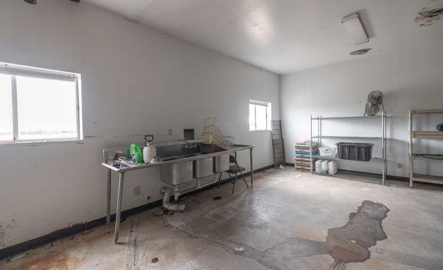 19546 Golden Drive, Raymondville, MO 65555