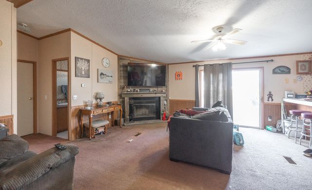 19546 Golden Drive, Raymondville, MO 65555