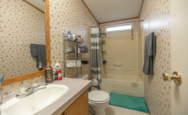 19546 Golden Drive, Raymondville, MO 65555