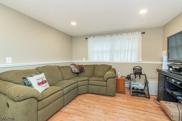 115 New York Ave, Jefferson Twp., NJ 07849