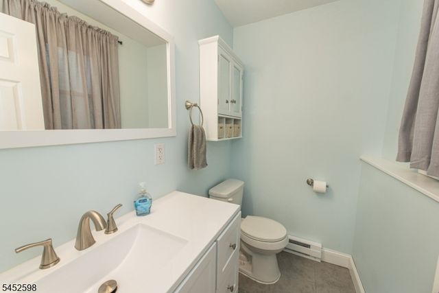 115 New York Ave, Jefferson Twp., NJ 07849
