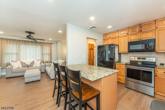 115 New York Ave, Jefferson Twp., NJ 07849