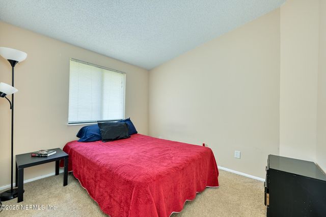 3186 BEE Street E, Orange Park, FL 32065