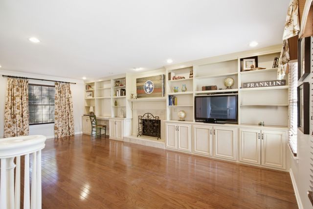 700 Branch Ct, Franklin, TN 37064