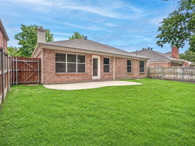 1817 Newton Drive, Flower Mound, TX 75028