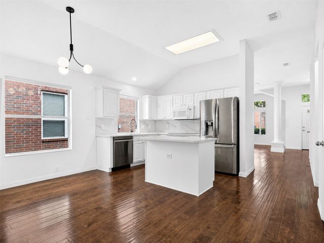 1817 Newton Drive, Flower Mound, TX 75028