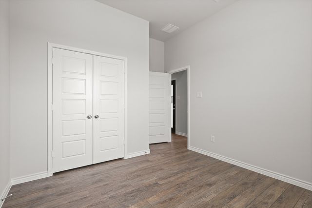 9245 Harrisburg Drive, Fort Worth, TX 76036