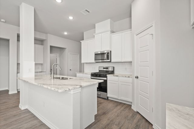 9245 Harrisburg Drive, Fort Worth, TX 76036