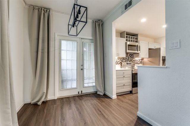 8601 Park Lane 111, Dallas, TX 75231