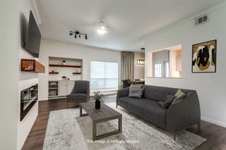 8601 Park Lane 111, Dallas, TX 75231