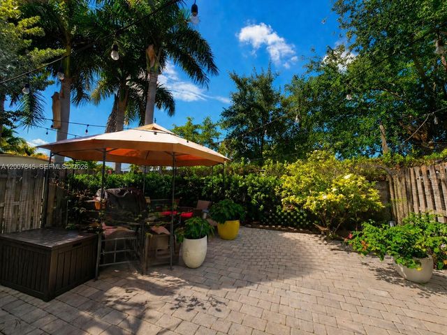 22405 SW 102nd Ave, Miami, FL 33190