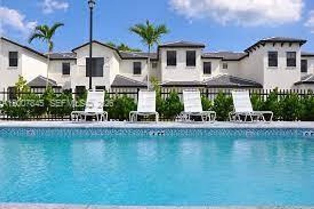 22405 SW 102nd Ave, Miami, FL 33190