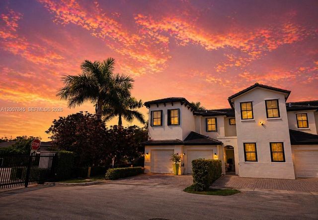 22405 SW 102nd Ave, Miami, FL 33190