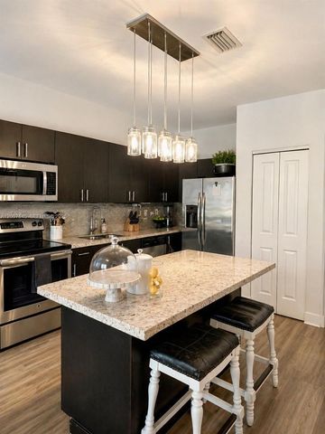 22405 SW 102nd Ave, Miami, FL 33190