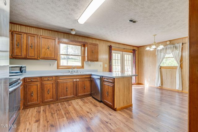 1117 Gray Sta-Sul Springs, Jonesborough, TN 37659