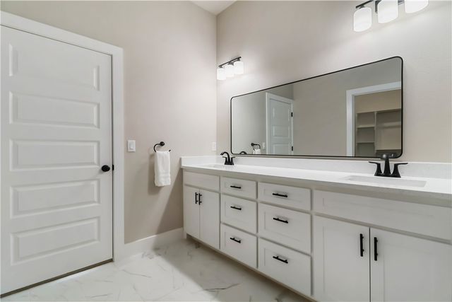 500 Apollo Drive, Centerton, AR 72719