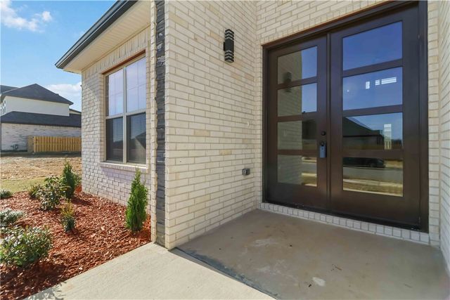 500 Apollo Drive, Centerton, AR 72719