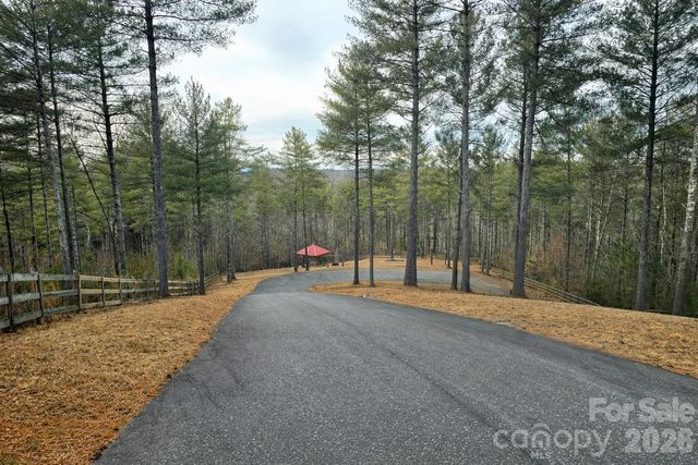 1144 Lakeside Way NW, Valdese, NC 28690