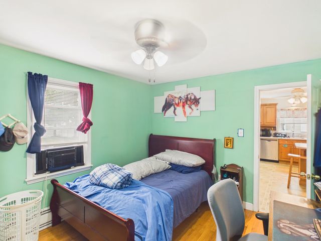 852 Clay Street, Manchester, NH 03103