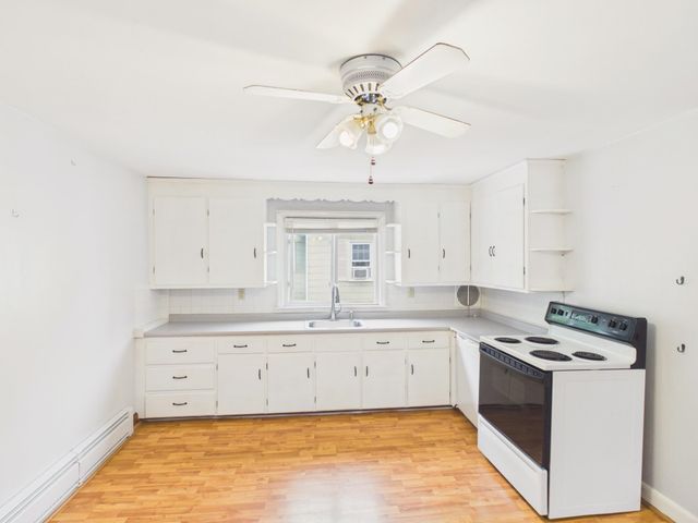 852 Clay Street, Manchester, NH 03103