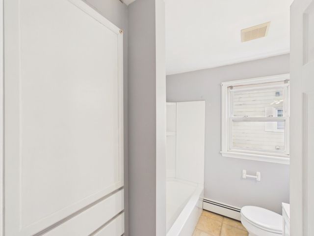 852 Clay Street, Manchester, NH 03103
