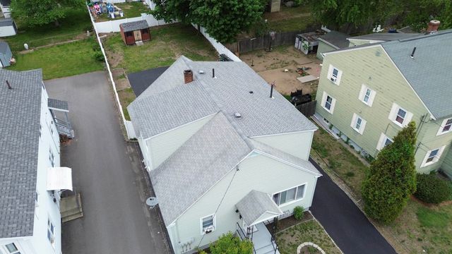 852 Clay Street, Manchester, NH 03103