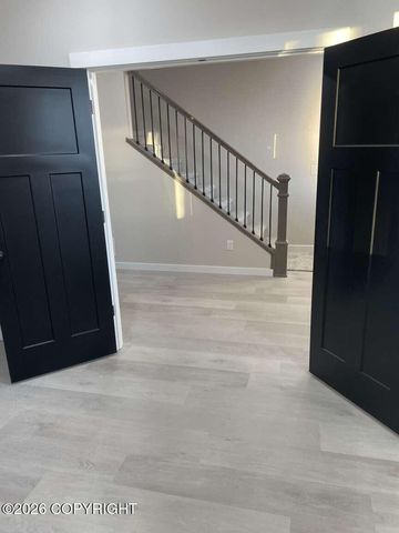 2475 W Sunlight Lane, Wasilla, AK 99654