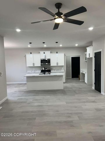 2475 W Sunlight Lane, Wasilla, AK 99654