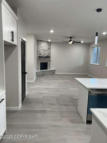 2475 W Sunlight Lane, Wasilla, AK 99654