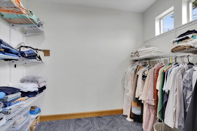 39980 Lake Summit Dr, Loon Lake, WA 99148