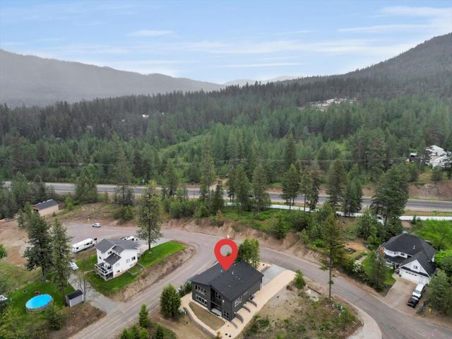 39980 Lake Summit Dr, Loon Lake, WA 99148