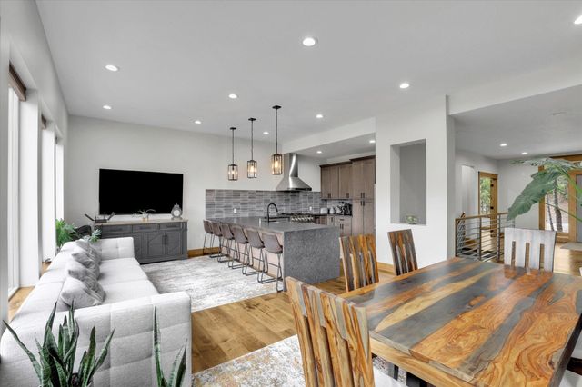 39980 Lake Summit Dr, Loon Lake, WA 99148