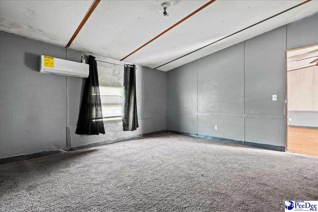 3016 Ridgecrest Rd, Wallace, SC 29596