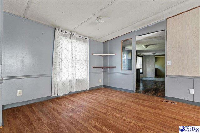 3016 Ridgecrest Rd, Wallace, SC 29596