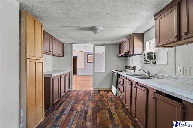 3016 Ridgecrest Rd, Wallace, SC 29596