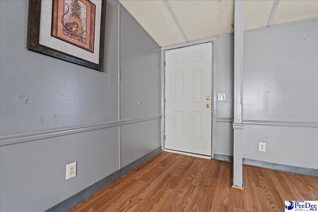 3016 Ridgecrest Rd, Wallace, SC 29596